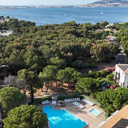 Aparthotel Résidence Goélia Arcadius 3*